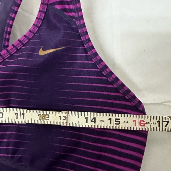 Nike raceback women’s purple size large dry fit built in bra (1935) - Picture 4 of 9